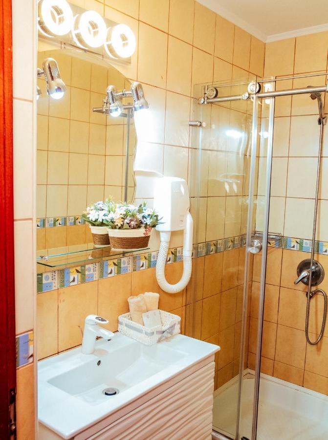Hotel Restaurant Rustic Alexandria Ngoại thất bức ảnh
